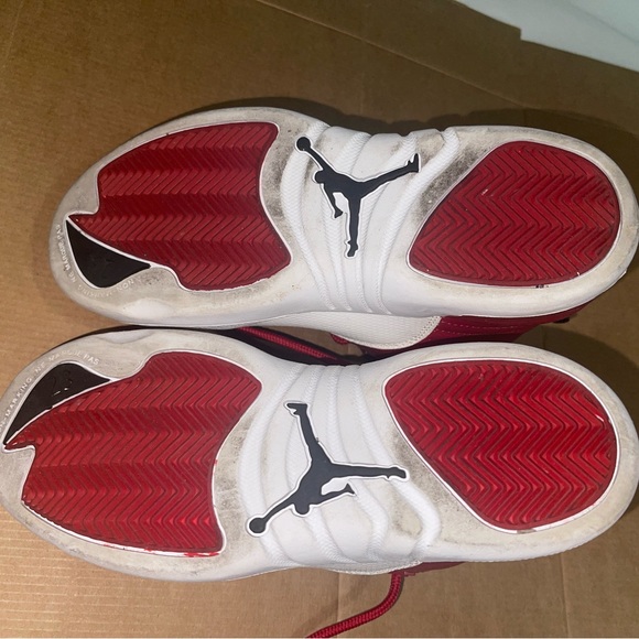 Air Jordan 12 Retro PS 'Gym Red' - Red & White 
Size US 3 = UK 2.5 / EUR 35 - Picture 5 of 7